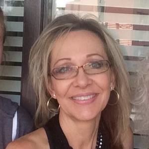 Meet your Posher, Julie